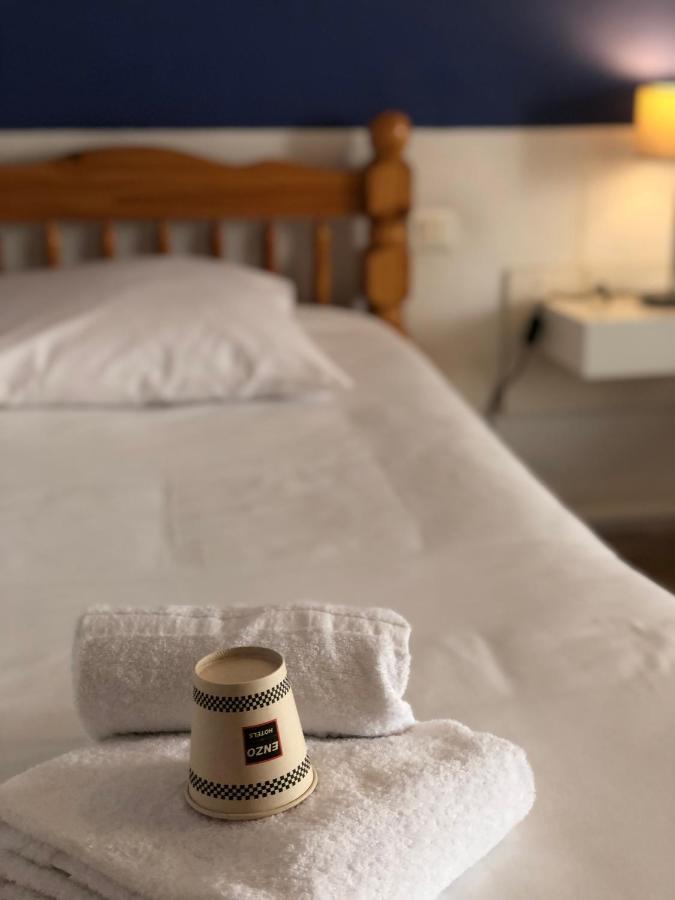 Enzo Hotels Neufchateau By Kyriad Direct Екстериор снимка