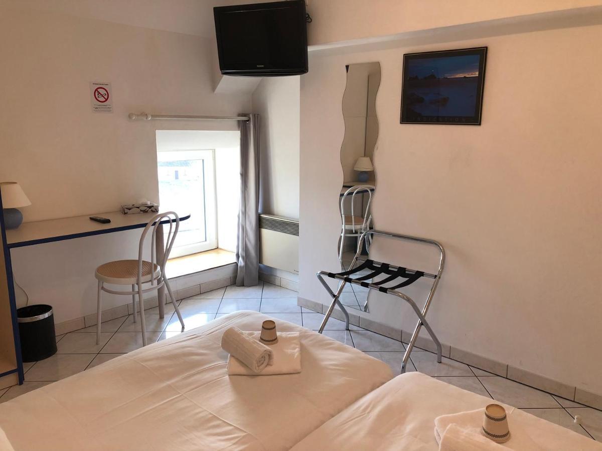 Enzo Hotels Neufchateau By Kyriad Direct Екстериор снимка